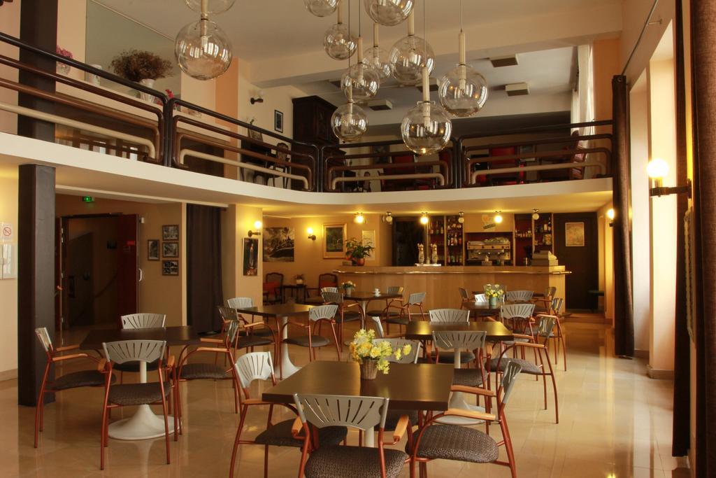 Hotel Saint Sebastien 루르드 외부 사진